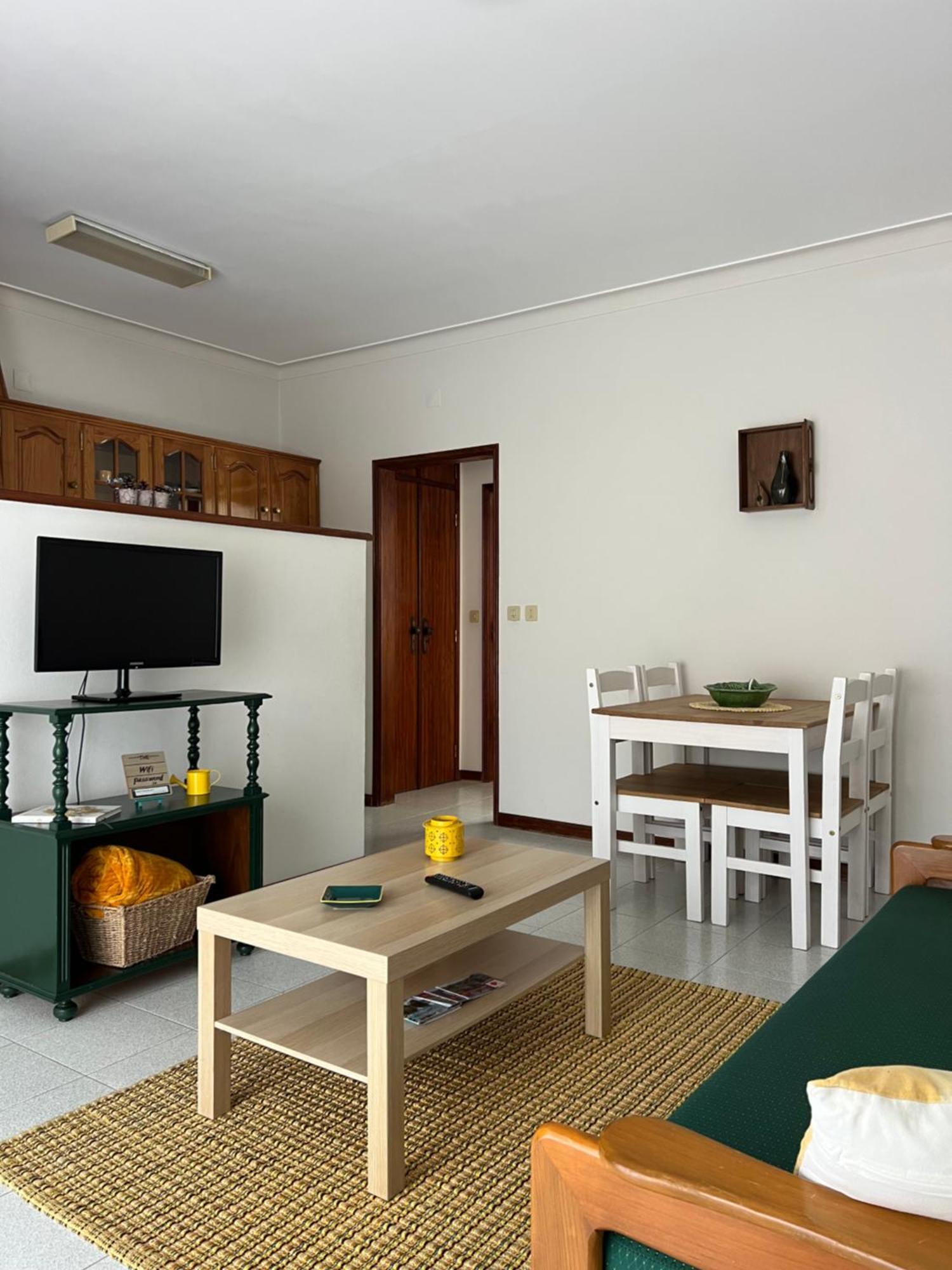 Encosta Do Sol Apartment Canas de Senhorim Exterior photo